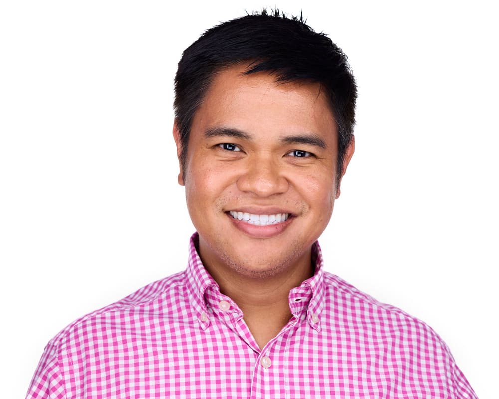 Corporate executive headshot by NWA Headshots - Bentonville professional photography client Rovel